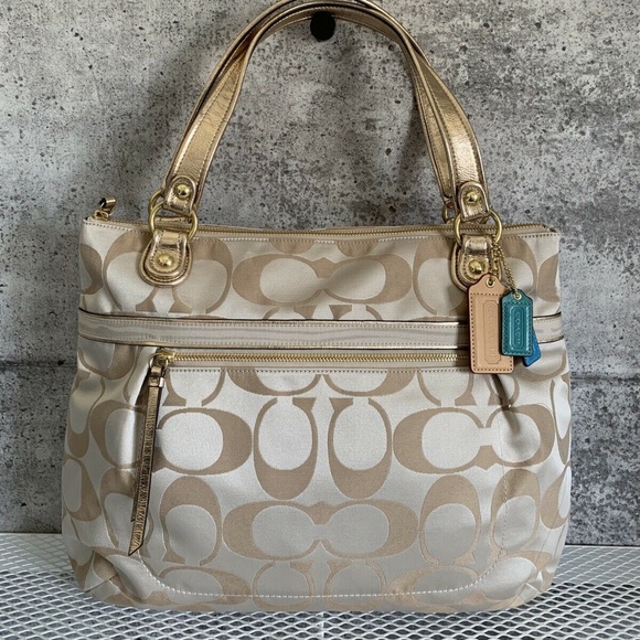 Coach Poppy Signature Sateen Glam Beige NEW XL - Picture 1 of 7